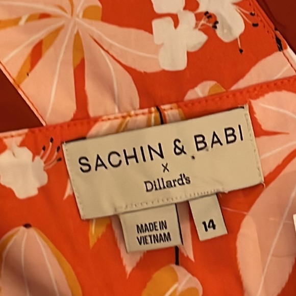 Sachin & Babi Dany Floral Dress - Picture 9 of 12